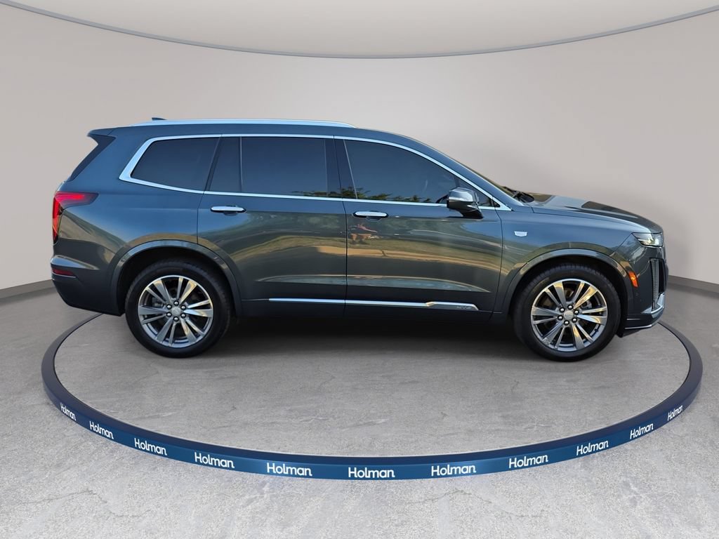 Used 2021 Cadillac XT6 Premium Luxury AWD/4WD image 4