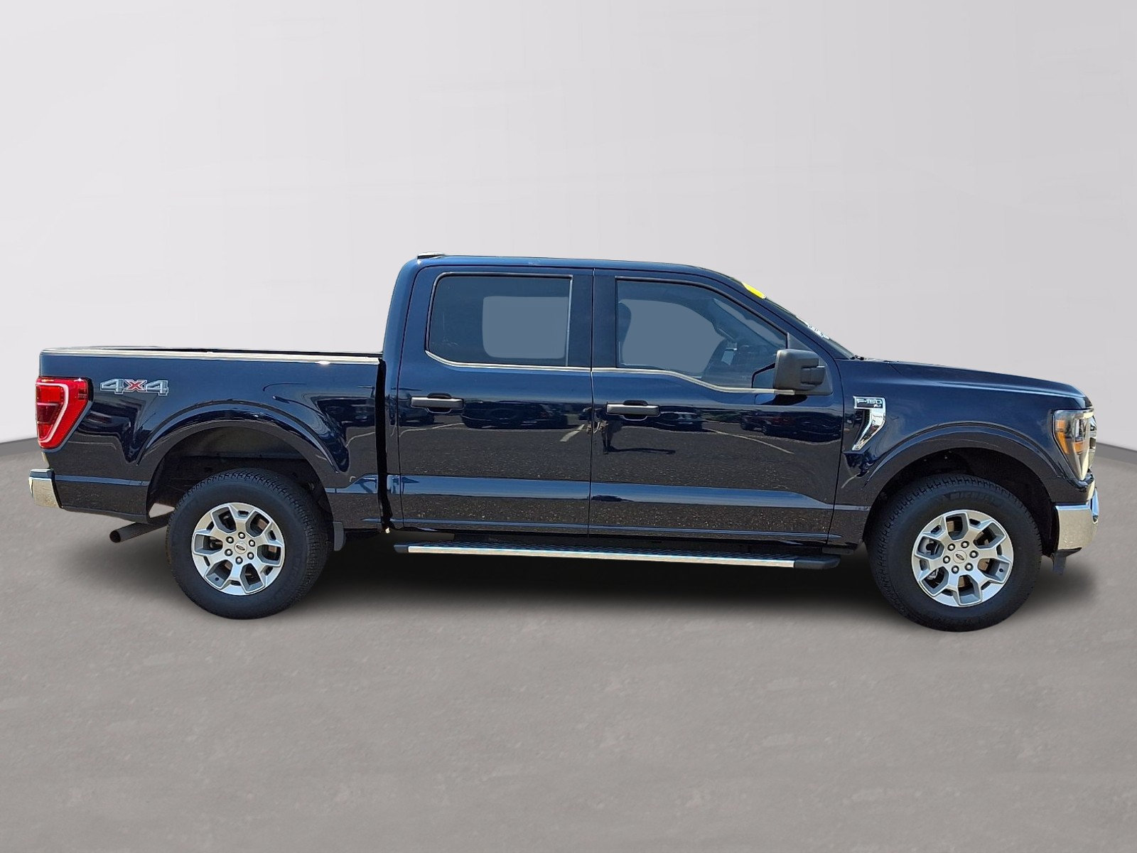 Certified 2023 Ford F150 XLT w/ Equipment Group 301A Mid AWD/4WD image 7