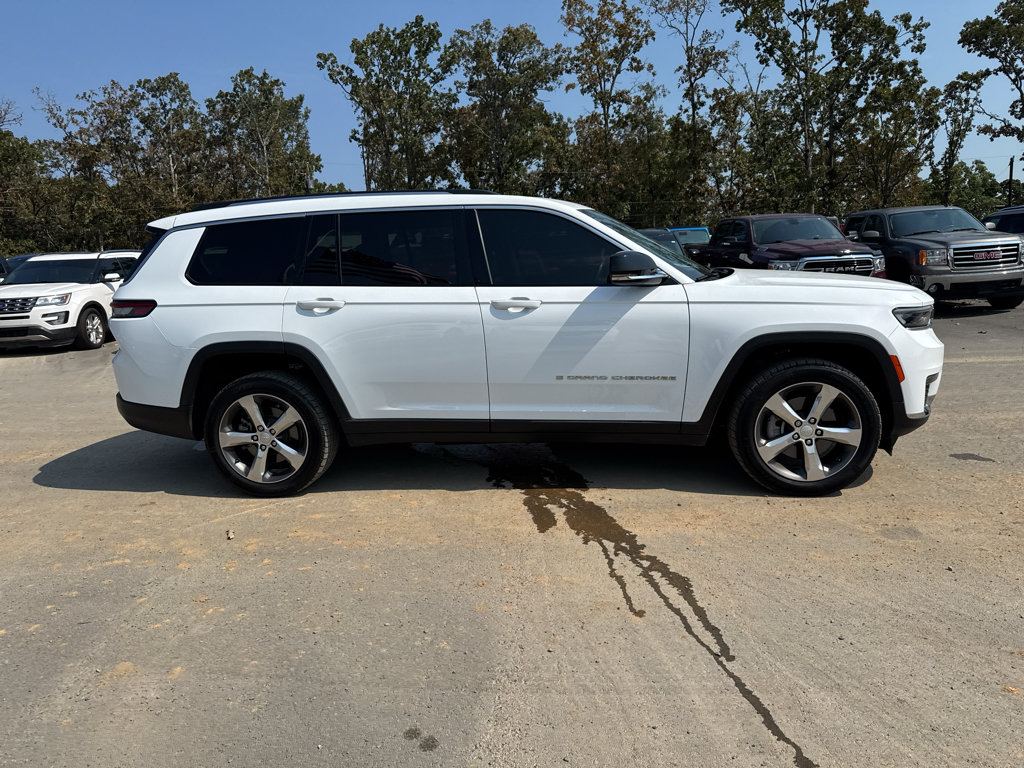 Used 2022 Jeep Grand Cherokee L Limited AWD/4WD image 4