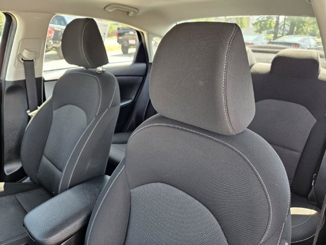 Used 2024 Kia Forte LXS FWD image 16