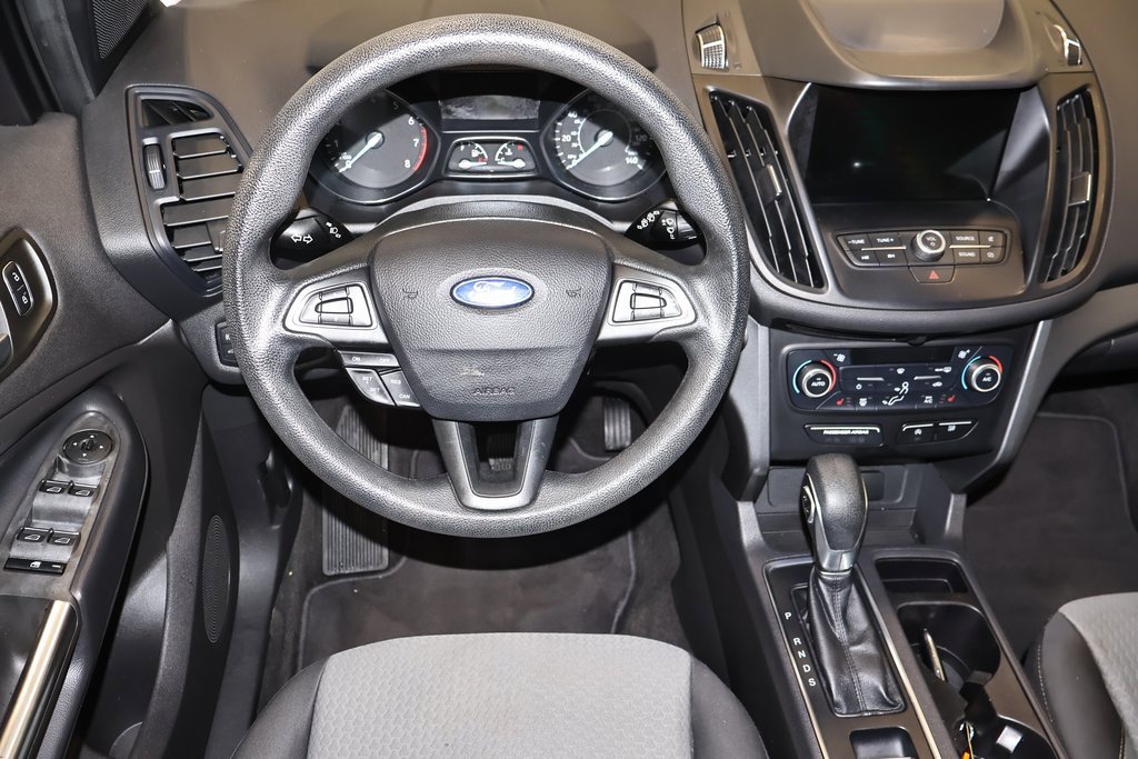 Certified 2019 Ford Escape SE image 18