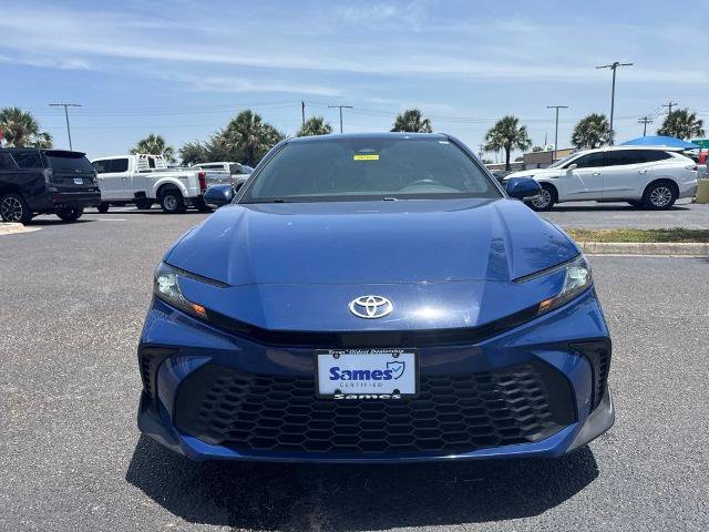 Used 2025 Toyota Camry SE FWD image 8