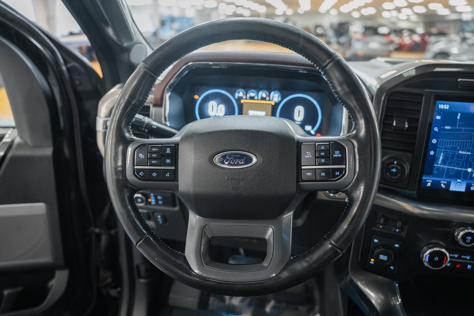 Certified 2023 Ford F150 Lariat w/ Equipment Group 502A High image 39