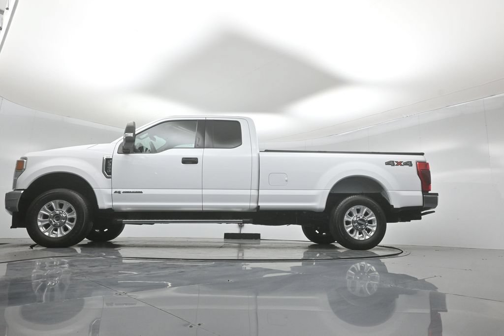 Certified 2022 Ford F350 XLT w/ XLT Value Package AWD/4WD image 7