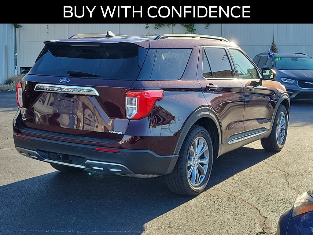 Certified 2022 Ford Explorer XLT w/ Equipment Group 202A AWD/4WD image 8