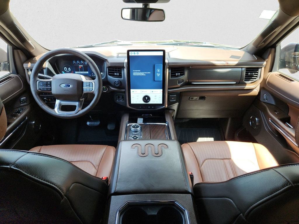 Certified 2024 Ford Expedition King Ranch AWD/4WD image 10