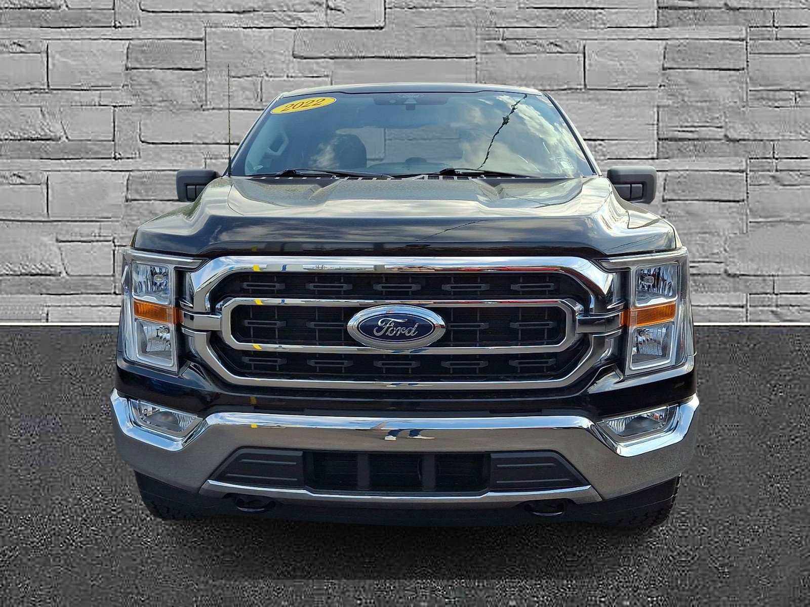 Certified 2022 Ford F150 XLT w/ XTR Package AWD/4WD image 3
