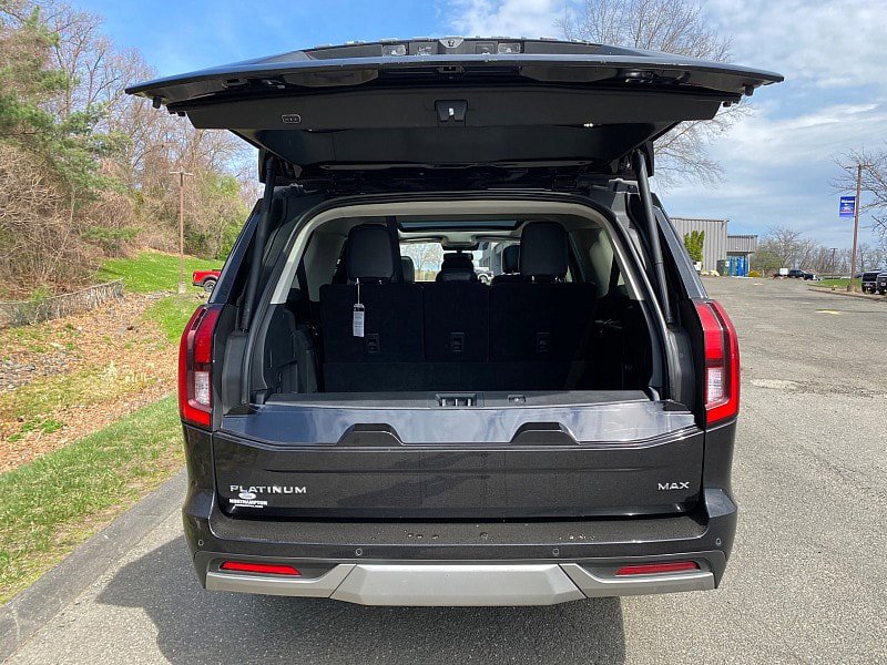 Certified 2025 Ford Expedition Max Platinum AWD/4WD image 9