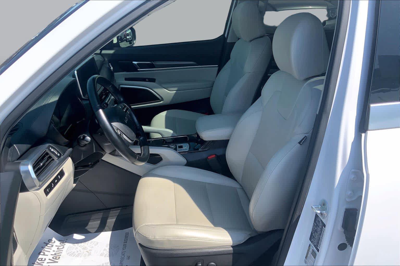 Used 2022 Kia Telluride S FWD image 8