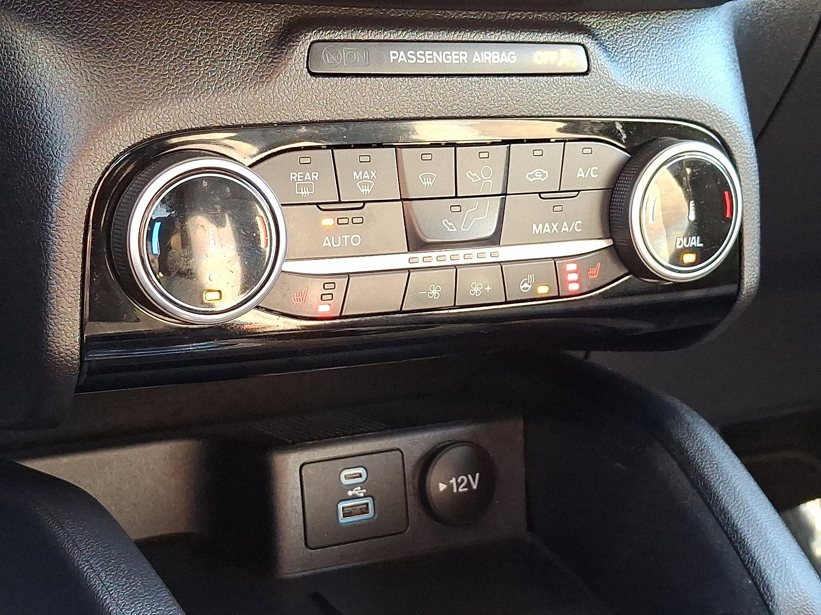 Certified 2022 Ford Escape SE w/ Convenience Package image 15