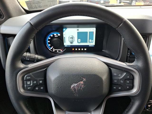 Certified 2024 Ford Bronco Black Diamond image 19