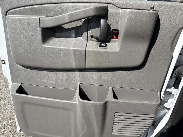Used 2024 GMC Savana 2500 Work Van w/ Driver Convenience Package image 16