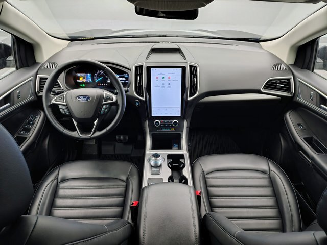 Certified 2024 Ford Edge SEL w/ Convenience Package AWD/4WD image 2