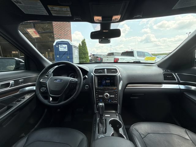 Certified 2018 Ford Explorer Limited w/ Equipment Group 301A AWD/4WD image 21