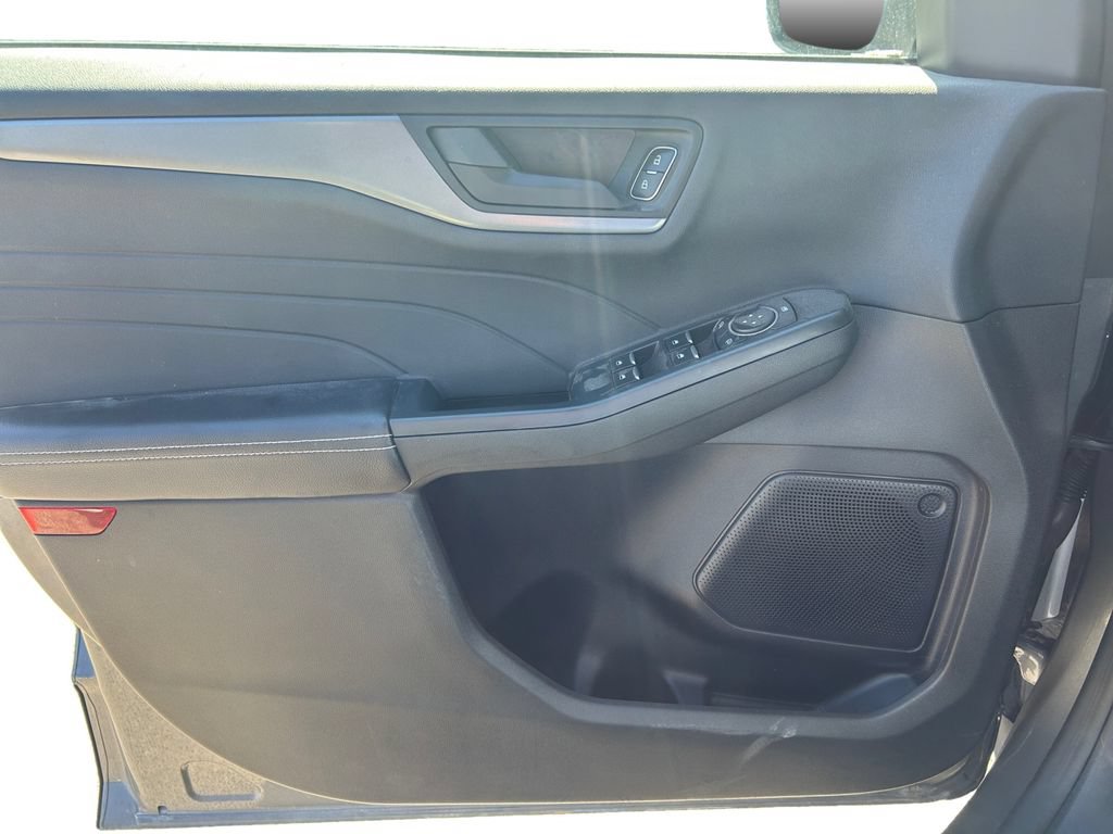 Certified 2024 Ford Escape Active AWD/4WD image 21
