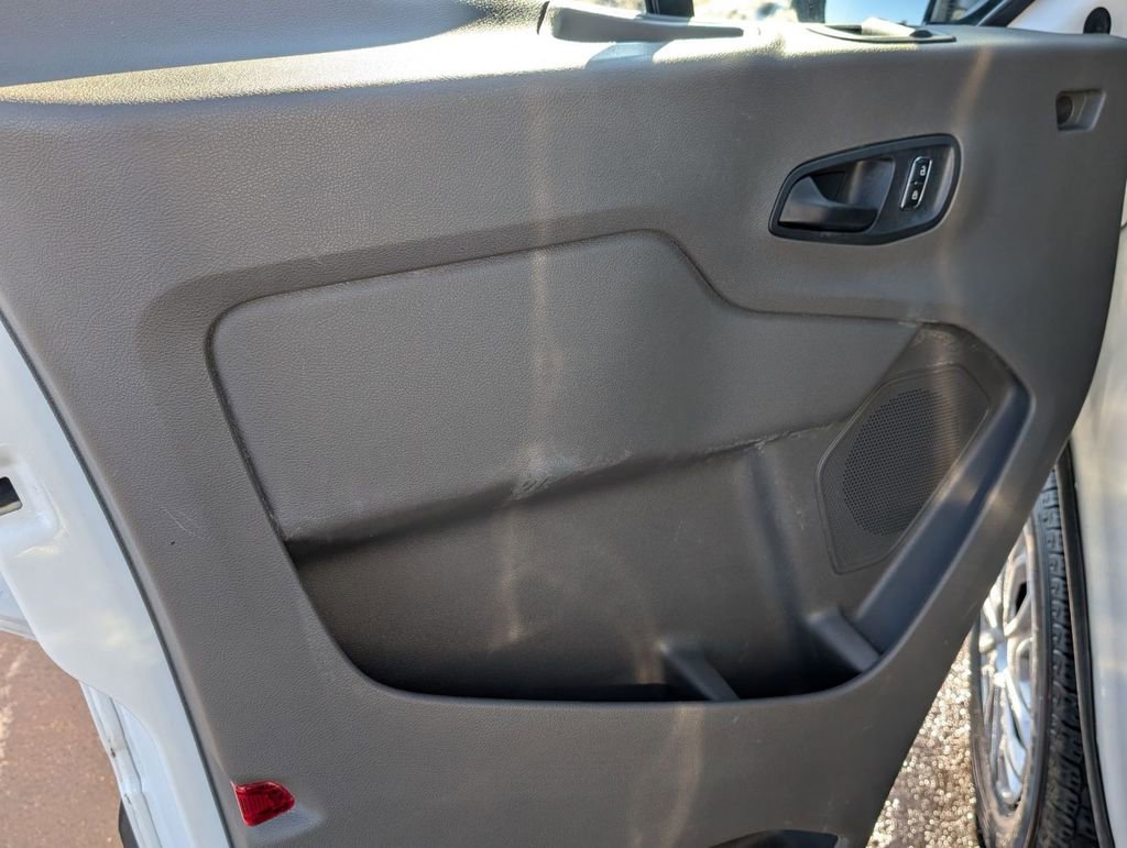 Certified 2022 Ford Transit 350 XLT RWD image 21
