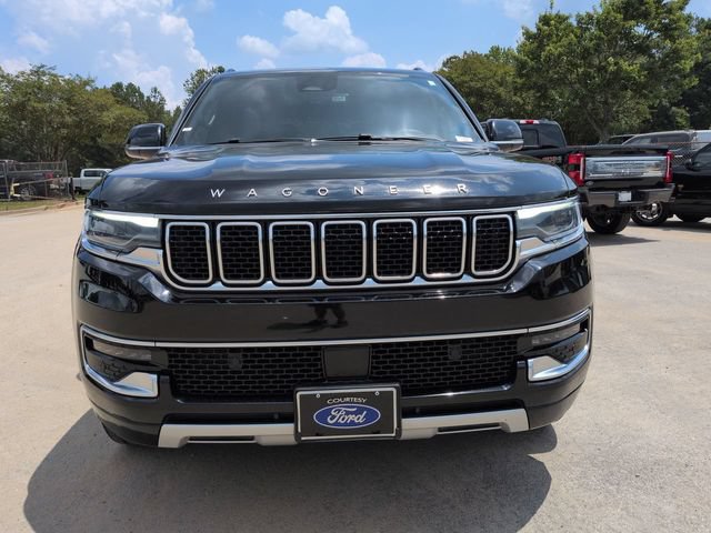Used 2024 Jeep Wagoneer Series II w/ Flexible Seating Group RWD image 9