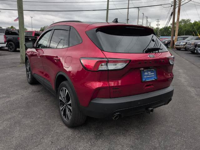 Certified 2022 Ford Escape SEL w/ SEL Stealth AWD Package image 7