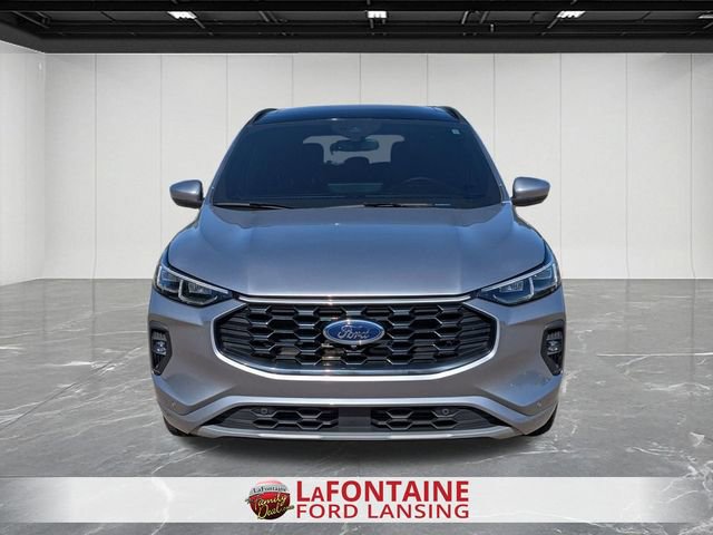 Certified 2024 Ford Escape ST-Line Elite w/ Premium Technology Package AWD/4WD image 8