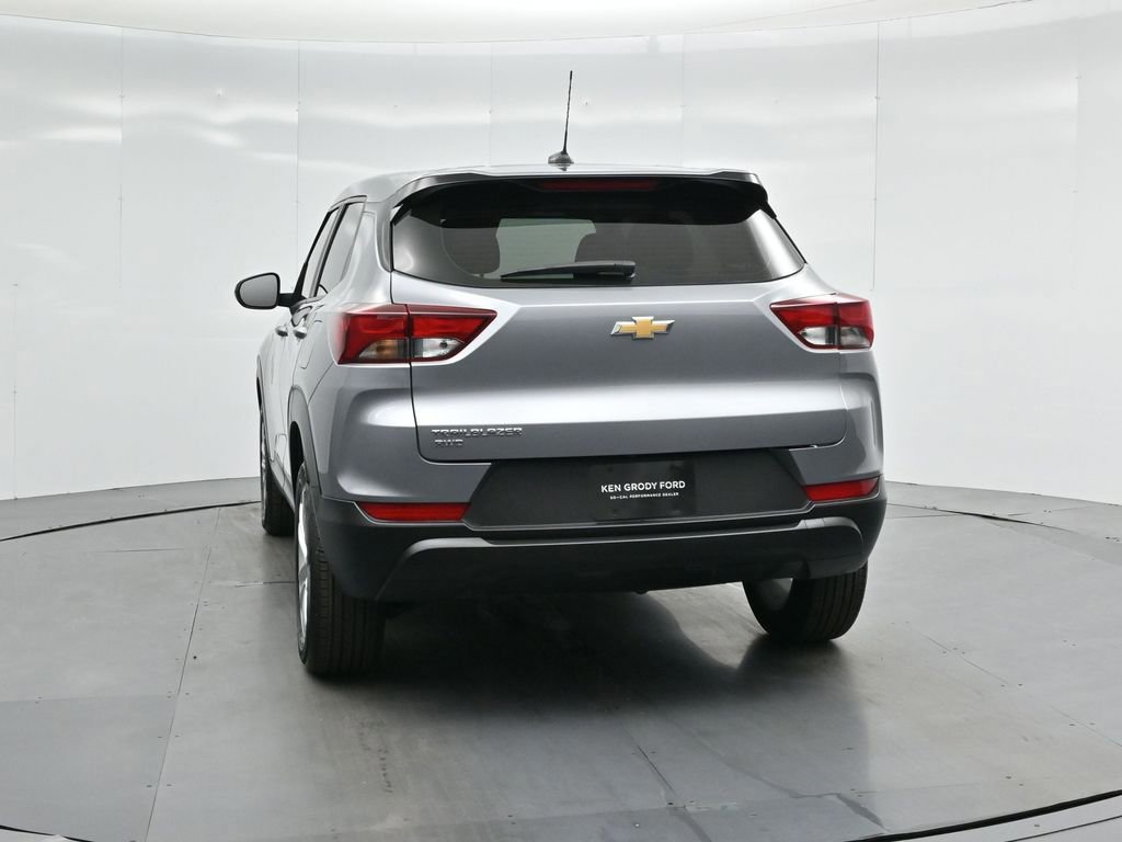 Used 2024 Chevrolet TrailBlazer LS image 15