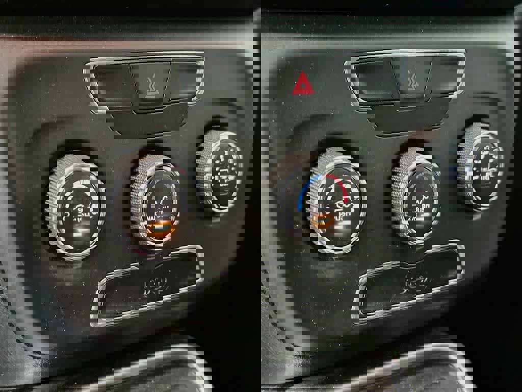 Used 2018 Jeep Compass Latitude image 17