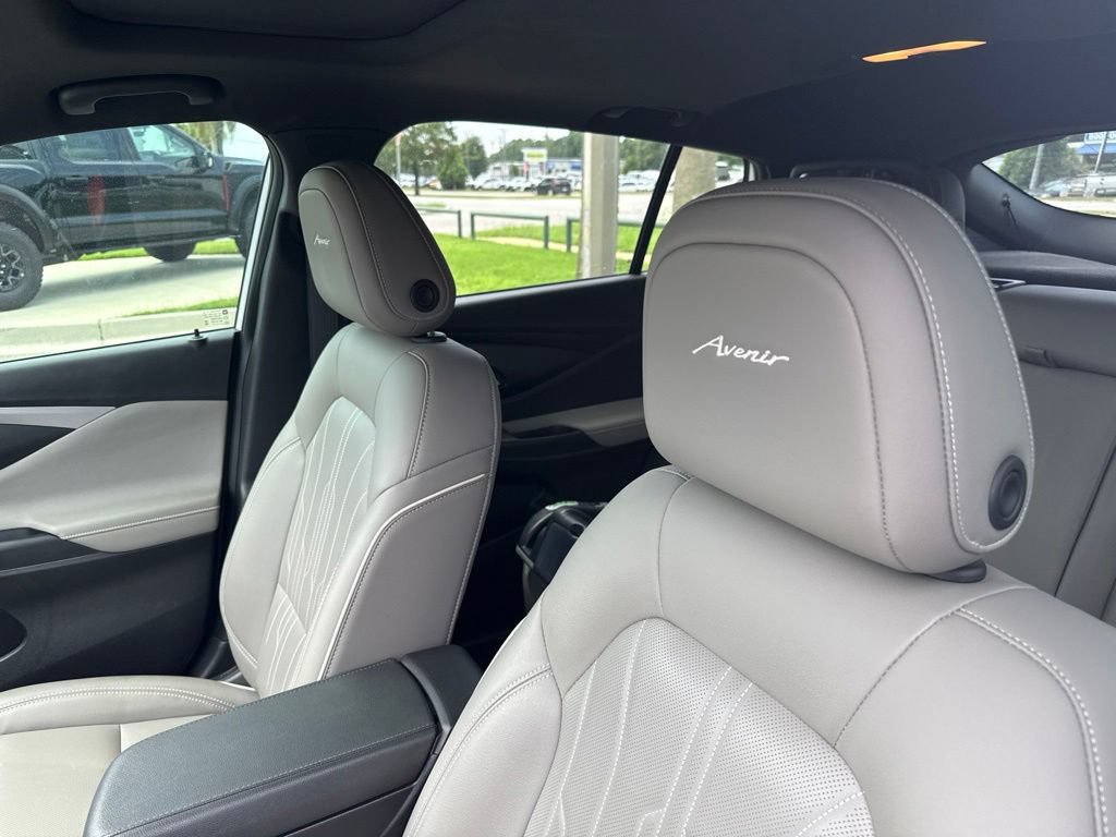 Used 2025 Buick Envista Avenir FWD image 6
