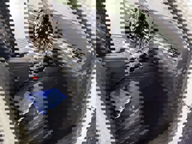 Certified 2024 Ford Escape Platinum image 18