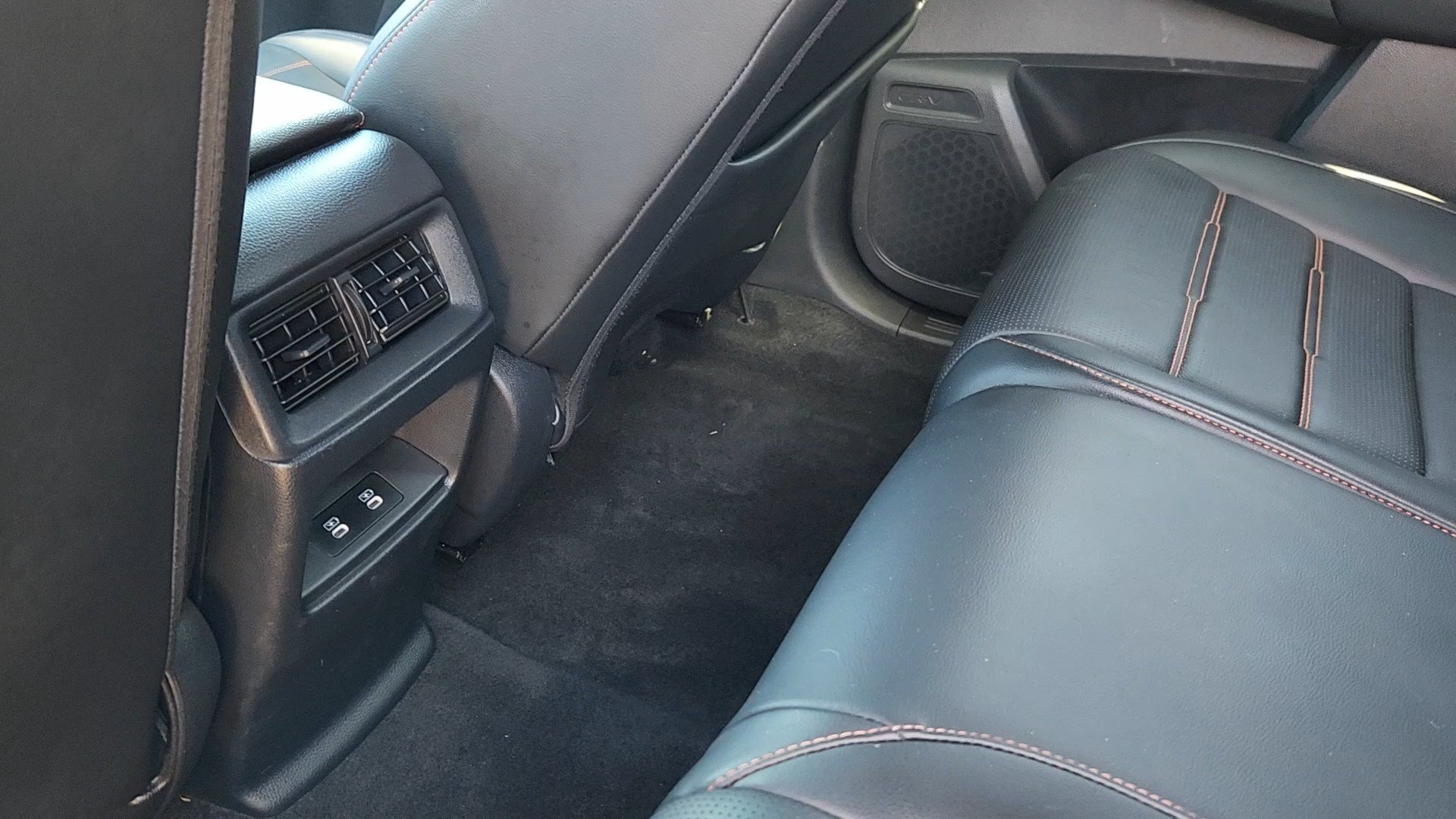 Used 2023 Honda CR-V Sport Touring image 32