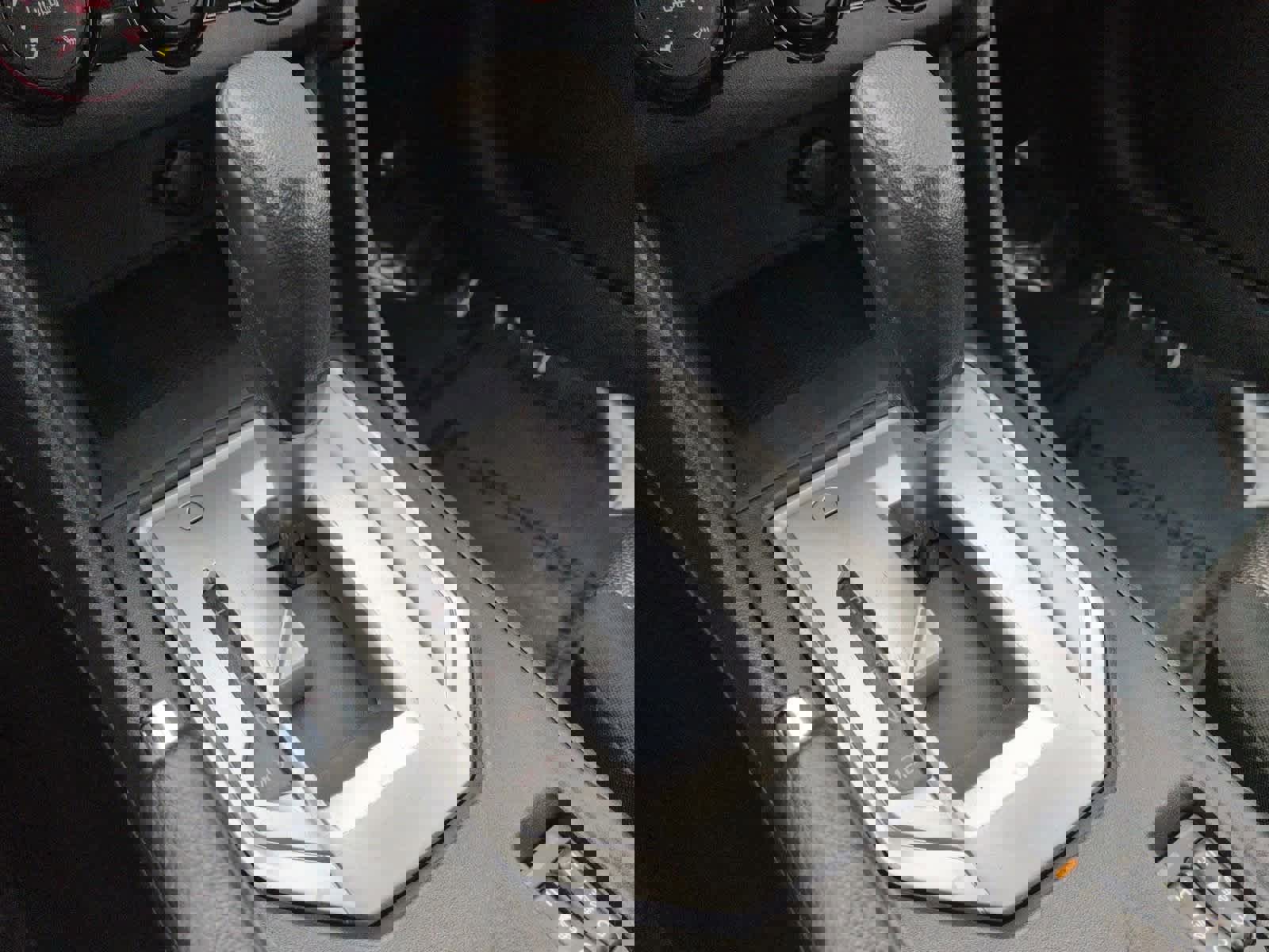 Used 2019 Subaru Impreza 2.0i Premium image 32