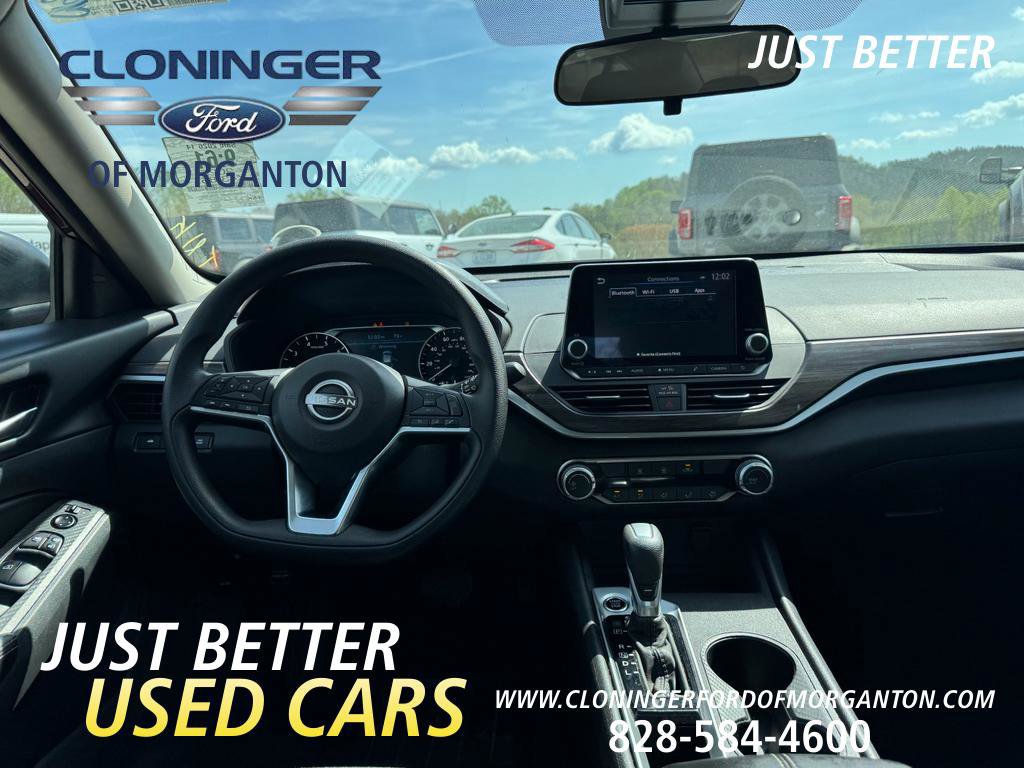 Used 2025 Nissan Altima 2.5 SV FWD image 16