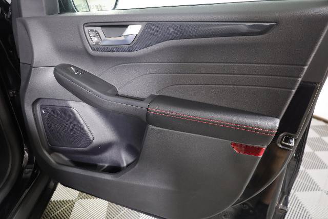 Certified 2024 Ford Escape ST-Line w/ Tech Pack #1 AWD/4WD image 24