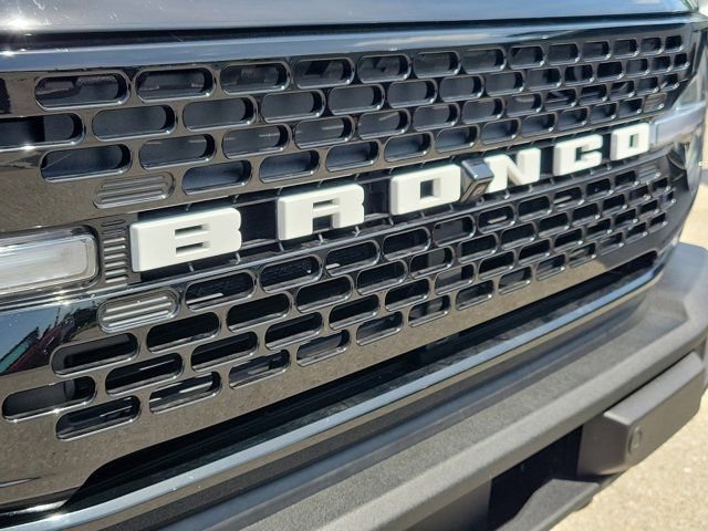Certified 2025 Ford Bronco Outer Banks AWD/4WD image 7