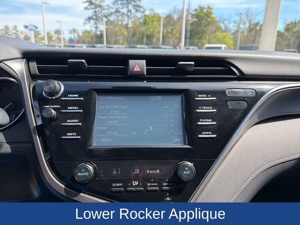 Used 2018 Toyota Camry SE image 20