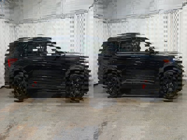 Certified 2022 Ford Explorer ST w/ Equipment Group 401A image 5