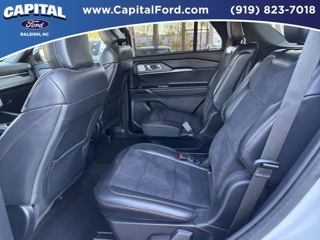 Certified 2025 Ford Explorer ST image 16