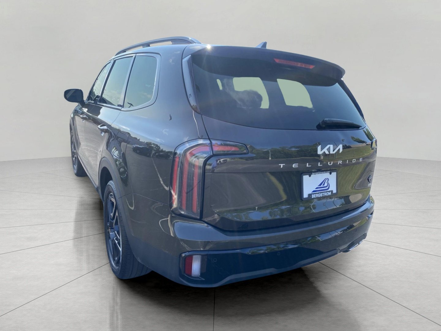 Used 2024 Kia Telluride SX X-Line AWD/4WD image 10