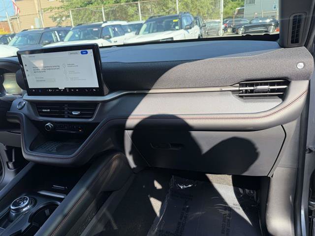 Certified 2025 Ford Explorer ST AWD/4WD image 27