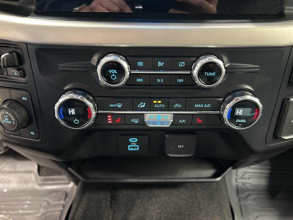 Certified 2021 Ford F150 XLT w/ Equipment Group 302A High image 28