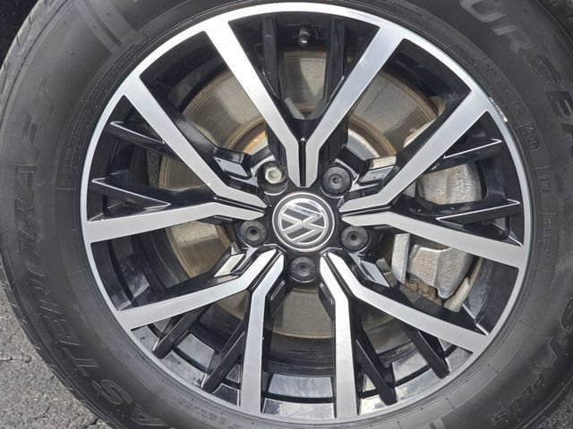 Used 2021 Volkswagen Tiguan SE image 15