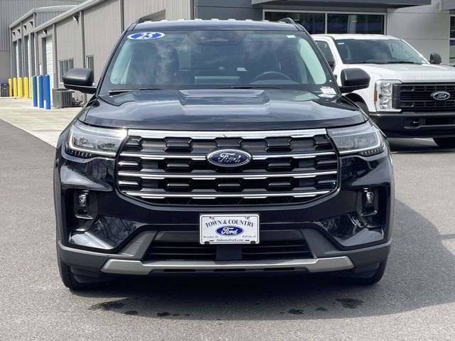 Certified 2025 Ford Explorer Active w/ Active Comfort Package image 8