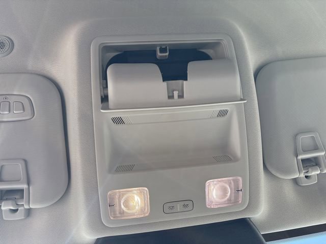 Certified 2023 Ford Escape Platinum w/ Class II Trailer Tow Package image 42