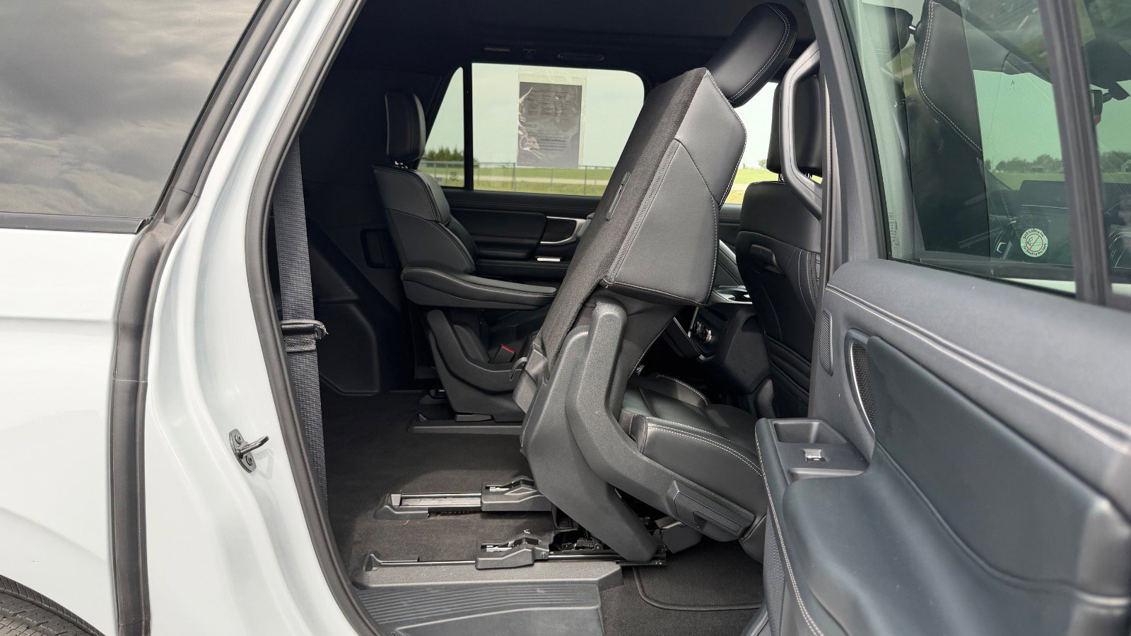 Certified 2025 Ford Expedition Max Platinum w/ Stealth Performance Package AWD/4WD image 30