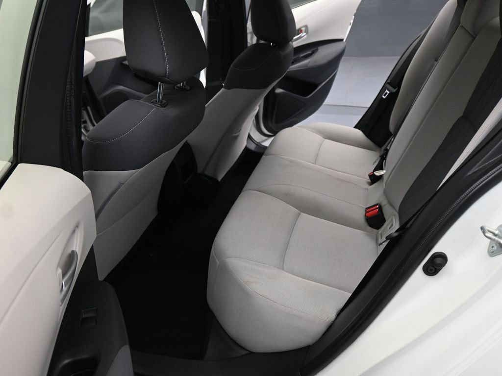 Used 2020 Toyota Corolla LE image 43