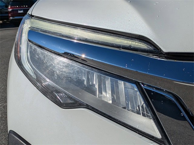 Used 2022 Honda Pilot Touring image 10