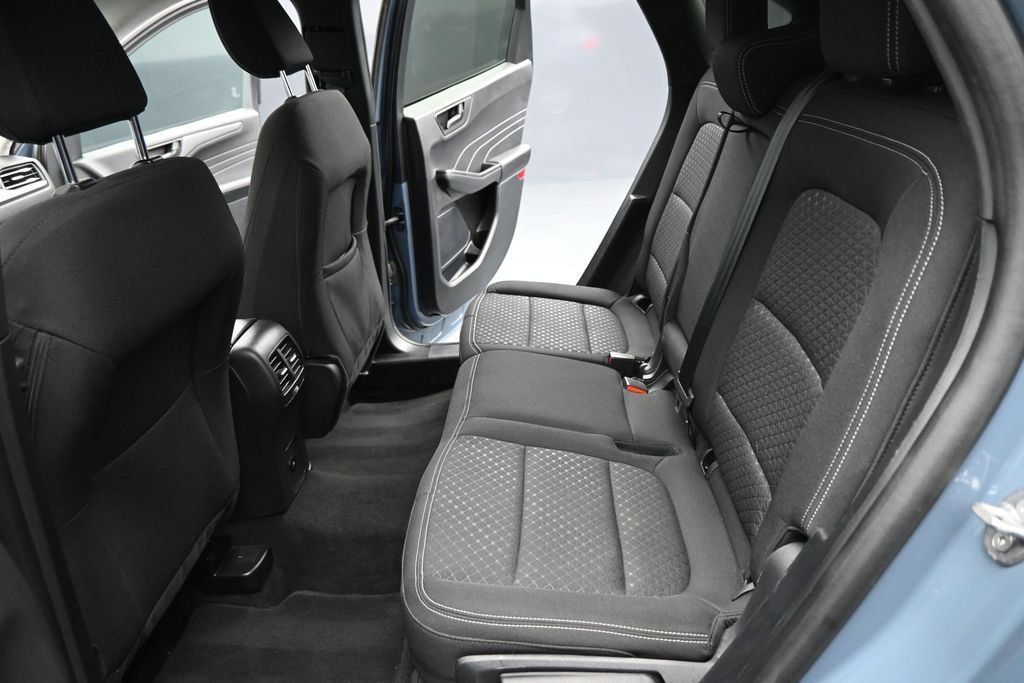 Certified 2025 Ford Escape Active AWD/4WD image 18