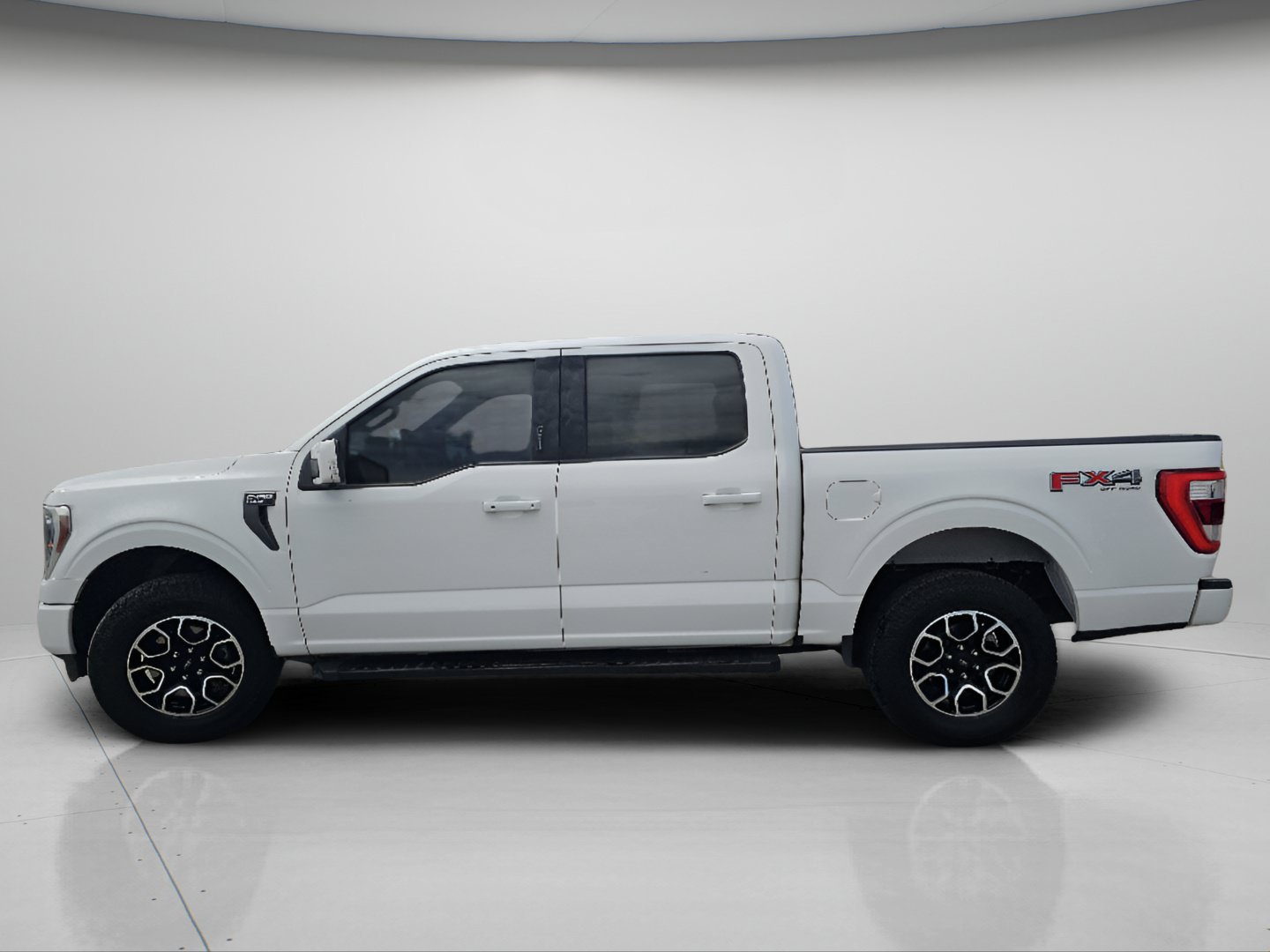 Certified 2022 Ford F150 Lariat w/ Equipment Group 502A High AWD/4WD image 22