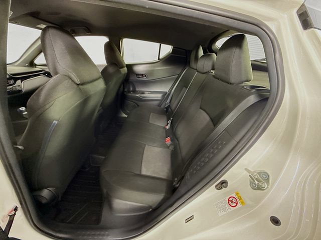 Used 2019 Toyota C-HR LE image 22