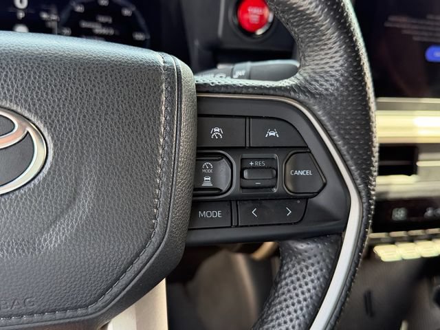 Used 2024 Toyota Tacoma TRD Off-Road AWD/4WD image 24