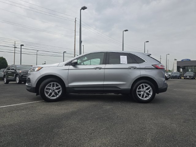 Certified 2024 Ford Edge SEL w/ Convenience Package AWD/4WD image 13