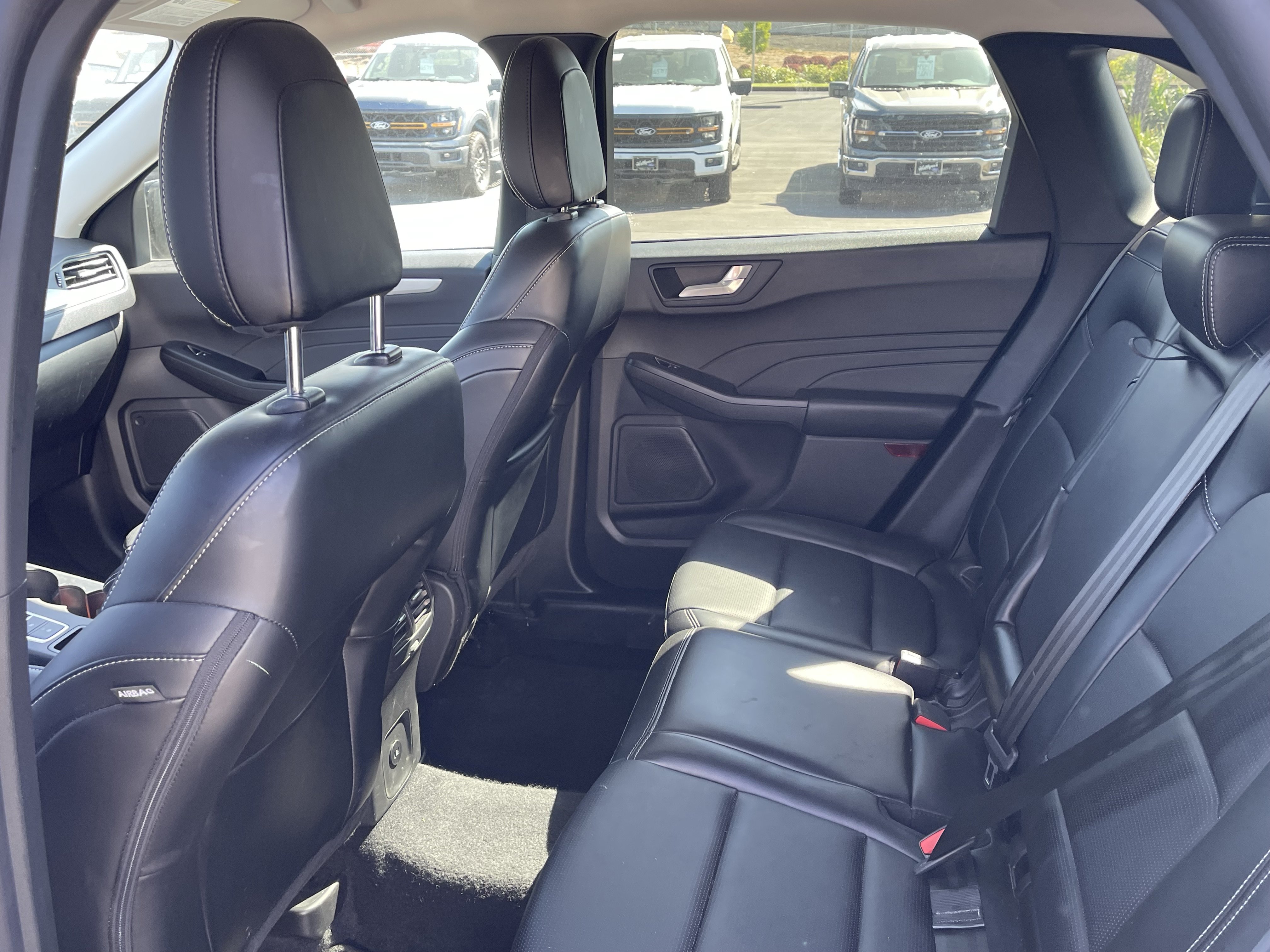Certified 2025 Ford Escape Platinum AWD/4WD image 10